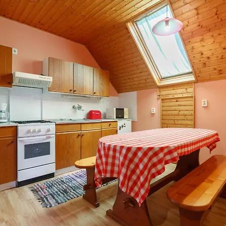 Keszeg-1 By Interhome Apartment Balatonmariafurdo